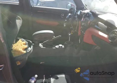 2016 Mini Cooper John Cooper Works z USA, uszkodzony, nr VIN WMWXM9C53GT997497